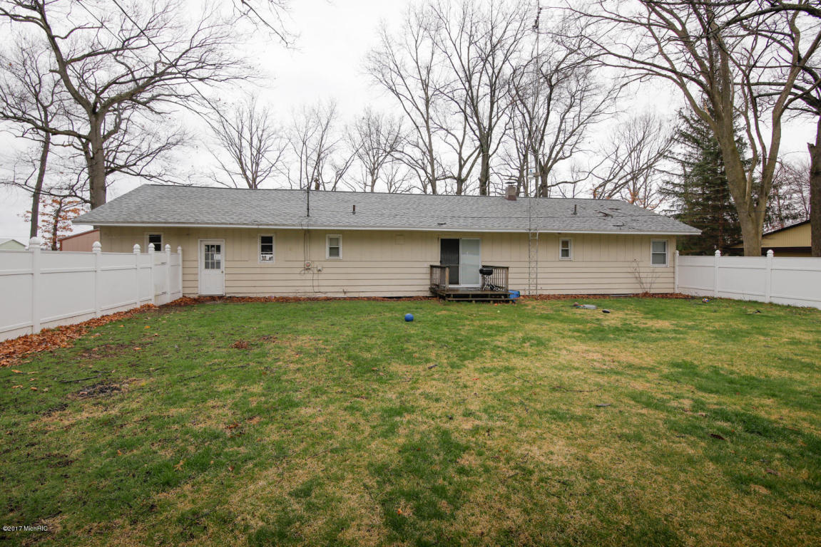 18883 M-60, Three Rivers, MI 49093 photo 22