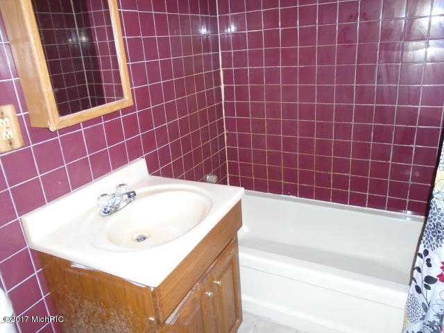 10962 Cedar St, Honor, MI 49640 photo 7