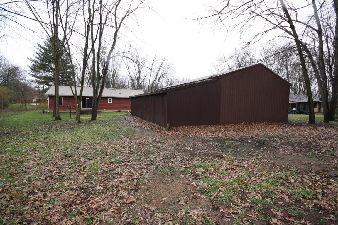 941 James St, Plainwell, MI 49080 photo 29