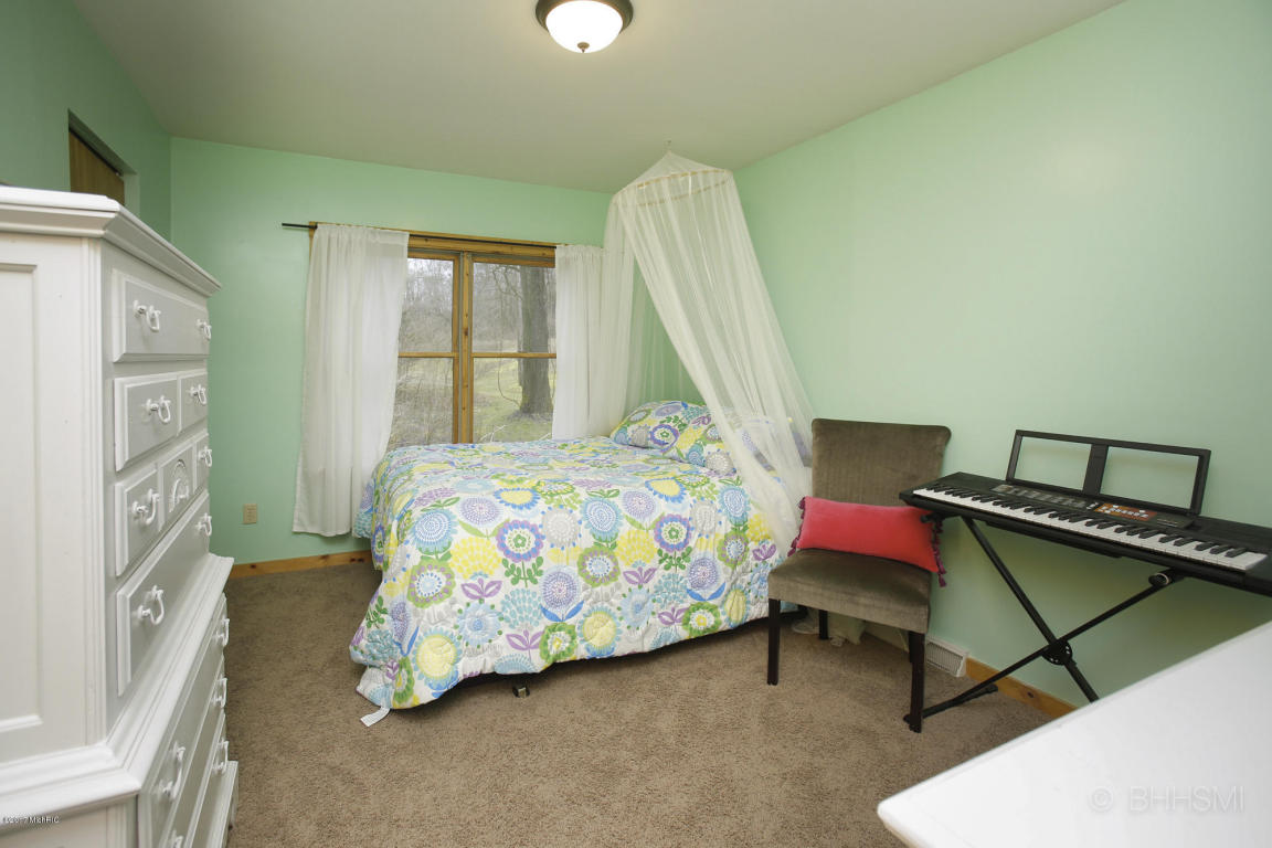 15098 E Augusta, Augusta, MI 49012 photo 12
