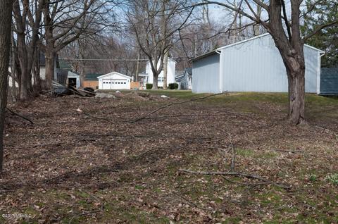 708 E Grn, Marshall, MI 49068 photo 4