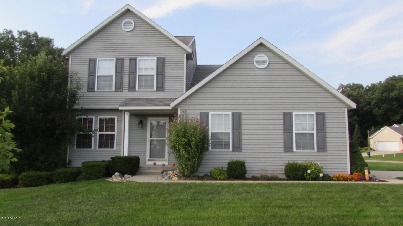 1653 Barnsley Ct SE, Lowell, MI 49331 photo 1