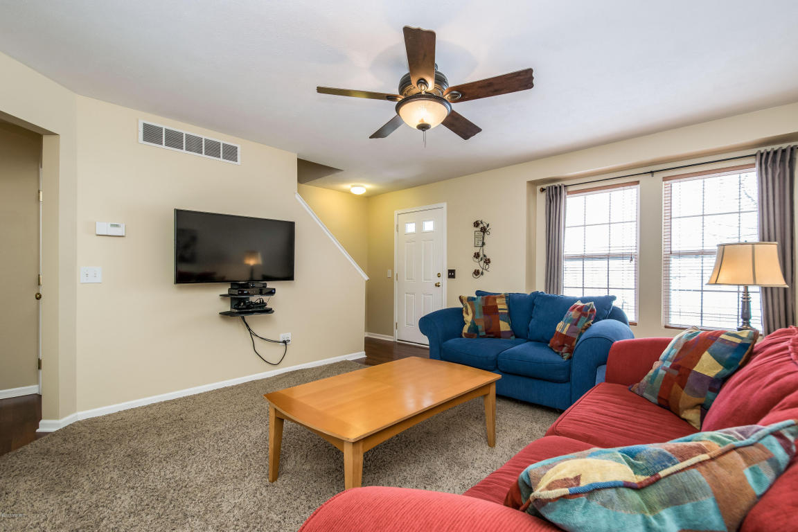 1653 Barnsley Ct SE, Lowell, MI 49331 photo 3