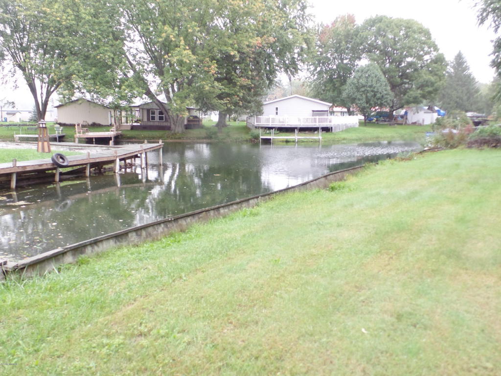 1580 W Pratt Lake Rd, Gladwin, MI 48624 photo 4