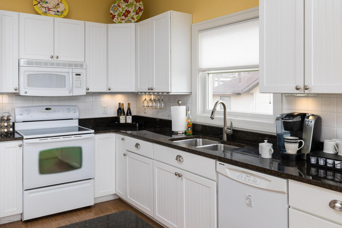 5540 E Pine St, Newaygo, MI 49337 photo 8