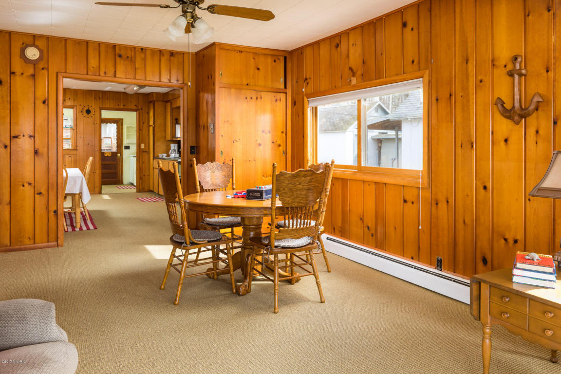 5548 E Pine St, Newaygo, MI 49337 photo 9