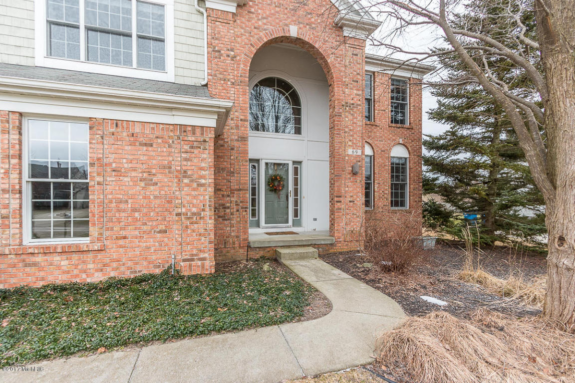 69 Fox Point Ct NE, Ada, MI 49301 photo 3