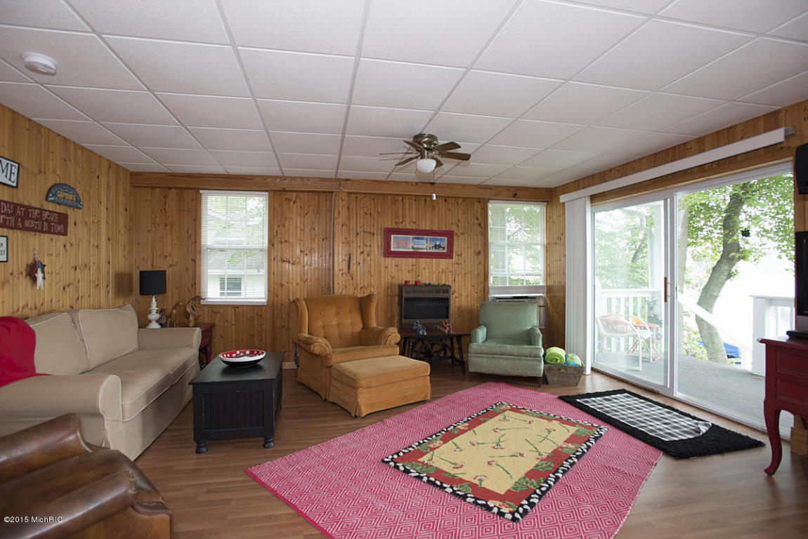 11130 Beech Is, Plainwell, MI 49080 photo 8