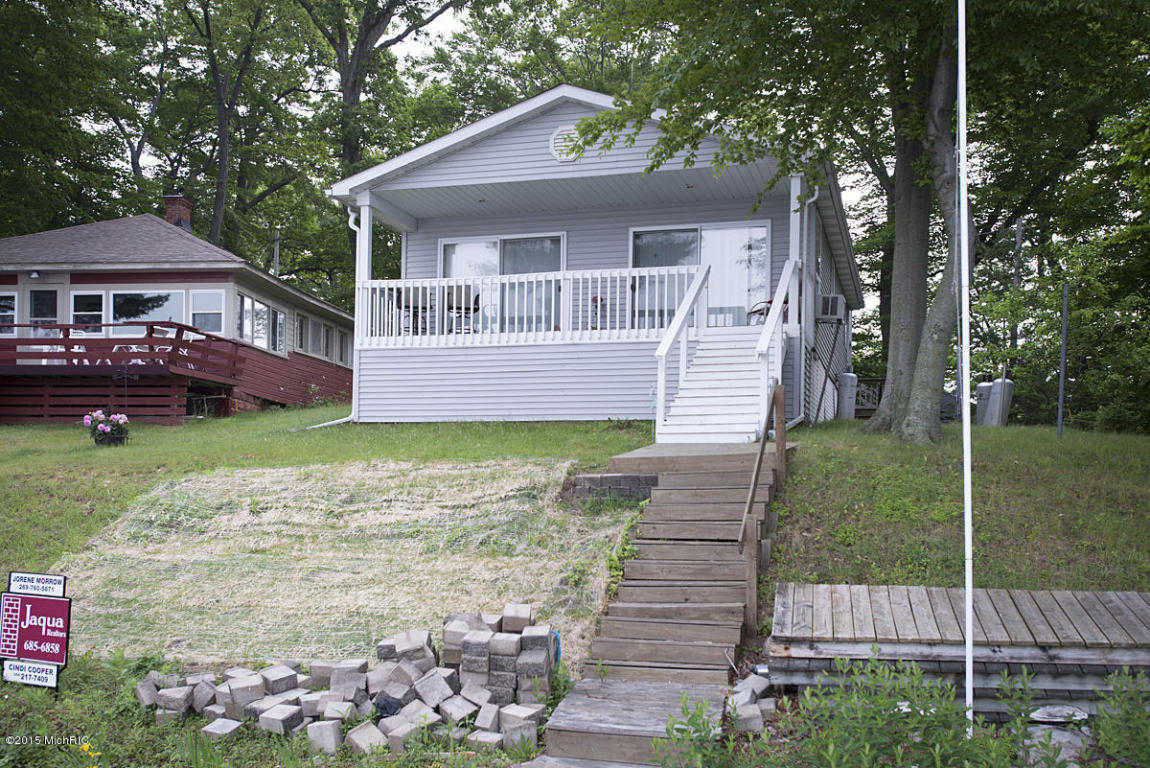 11130 Beech Is, Plainwell, MI 49080 photo 1