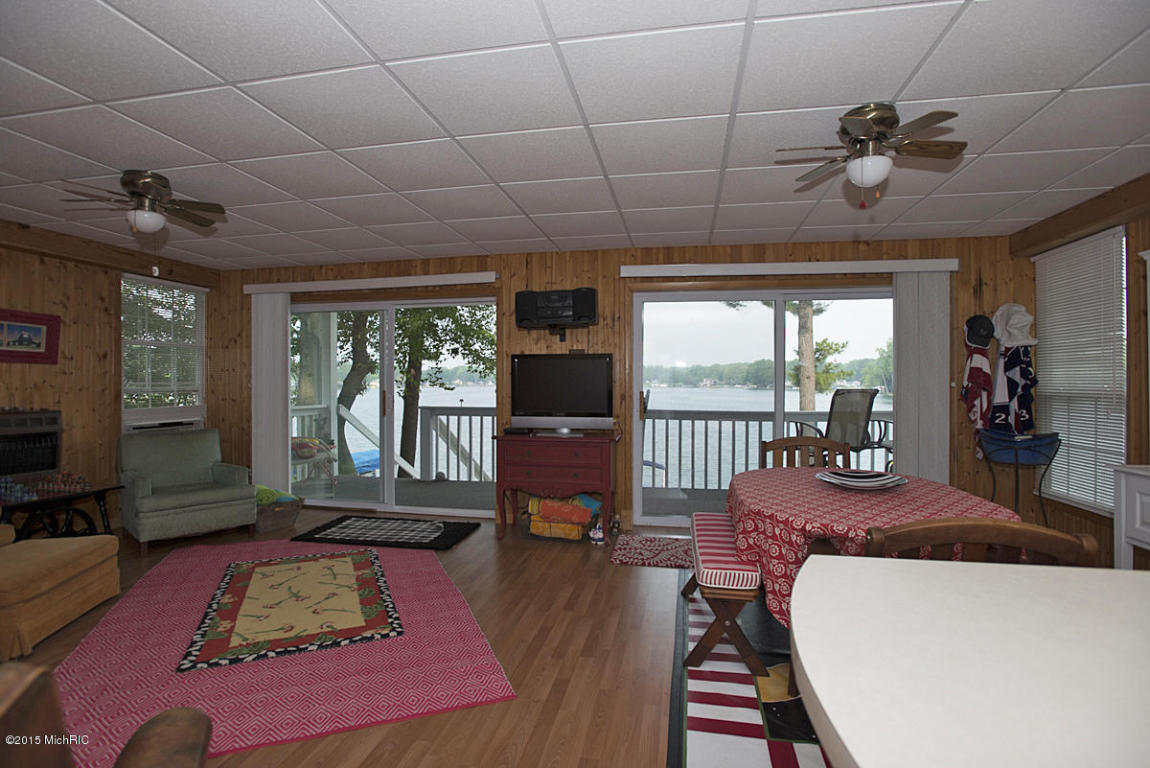11130 Beech Is, Plainwell, MI 49080 photo 10