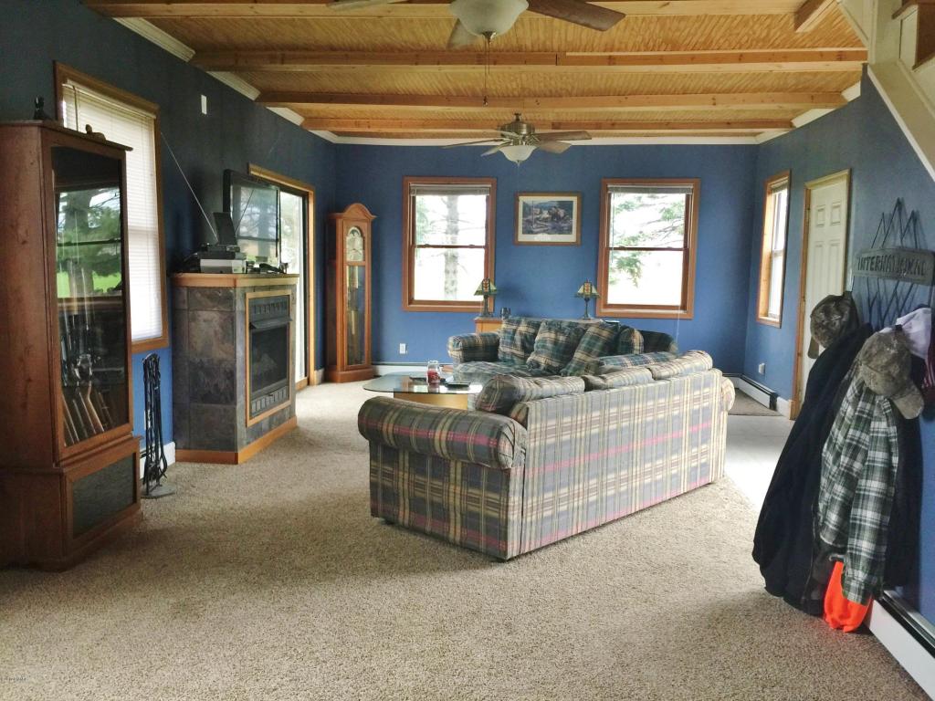 3097 Hartman, Sodus, MI 49126 photo 6