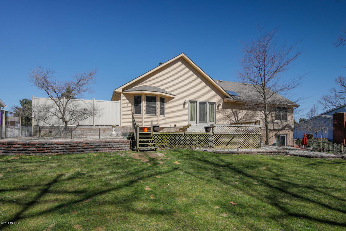 6418 Ormada Dr, Kalamazoo, MI 49048 photo 32