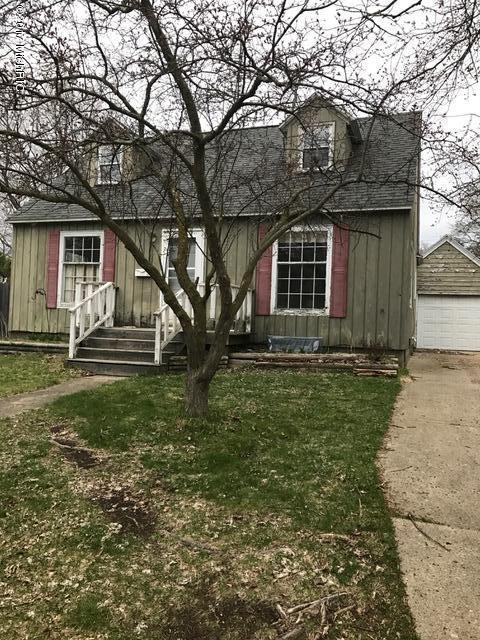 327 E Pine St, Fremont, MI 49412 photo 1