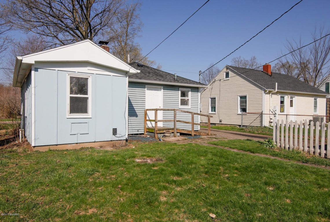 312 S Hooker, Three Rivers, MI 49093 photo 15