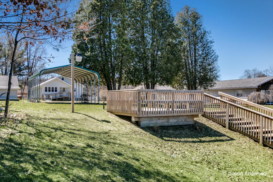5771 Division St, Newaygo, MI 49337 photo 6
