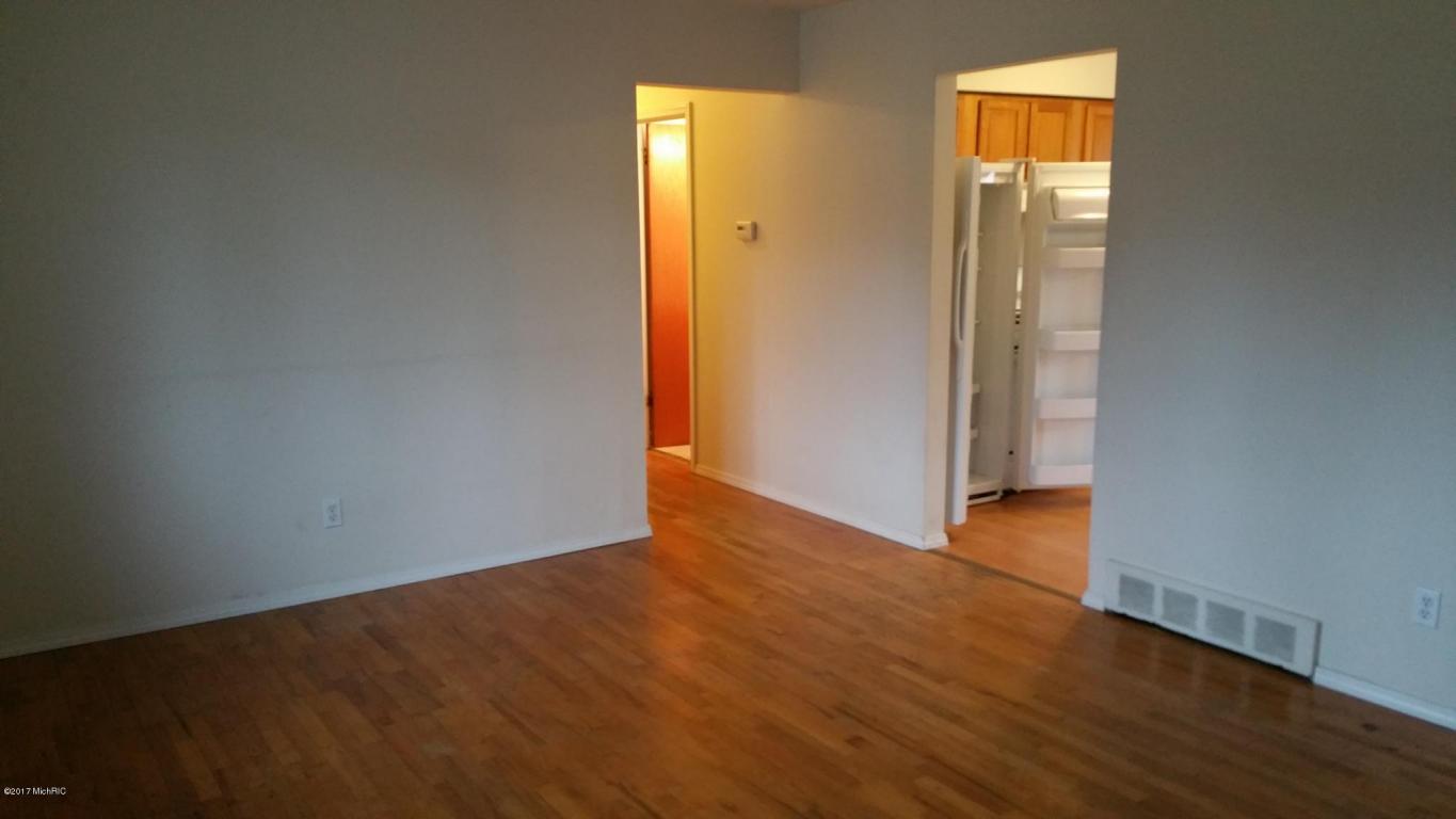 24332 Cunningham, Warren, MI 48091 photo 16