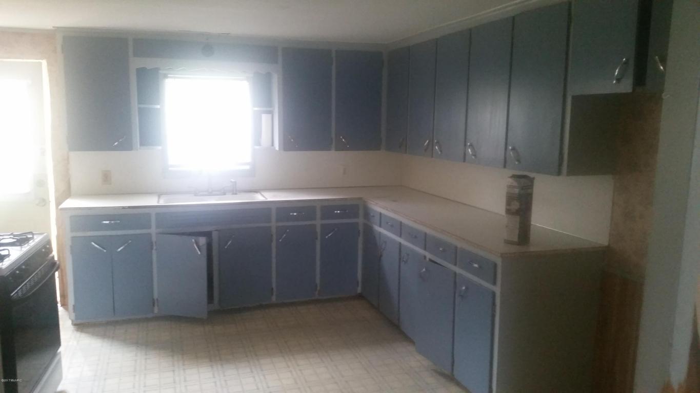 31781 Brandywine Rd, Gobles, MI 49055 photo 7