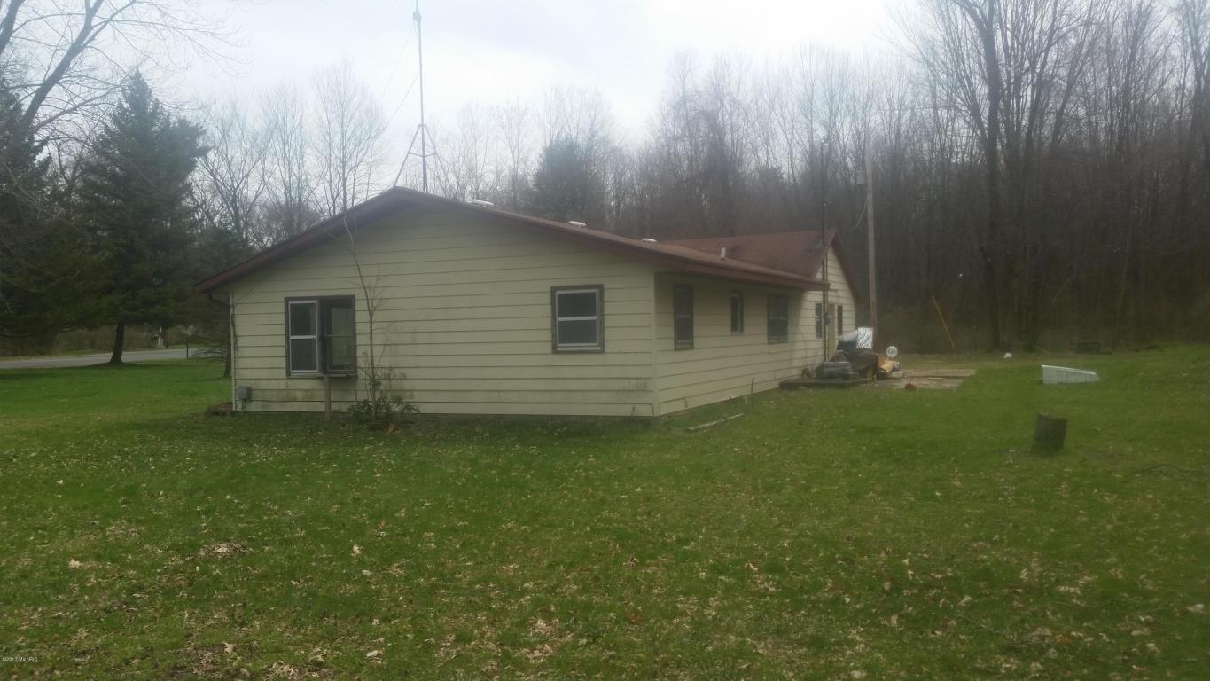 31781 Brandywine Rd, Gobles, MI 49055 photo 4