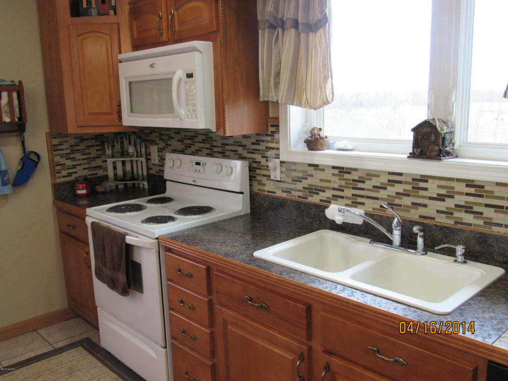11126 Shavehead Lake St, Constantine, MI 49042 photo 11