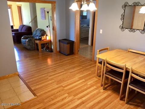 384 First St, Sunfield, MI 48890 photo 10