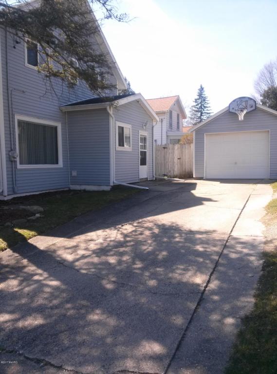 235 E High St, Hastings, MI 49058 photo 2