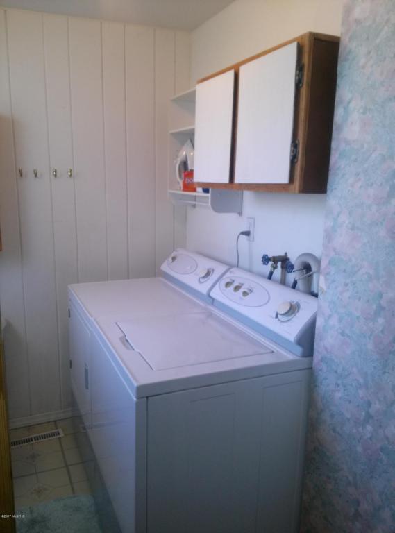 235 E High St, Hastings, MI 49058 photo 21