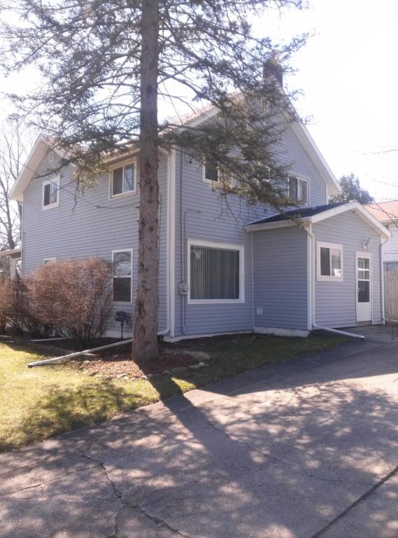 235 E High St, Hastings, MI 49058 photo 3