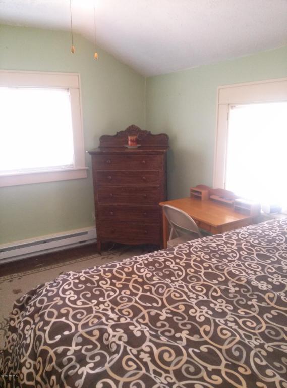 235 E High St, Hastings, MI 49058 photo 10