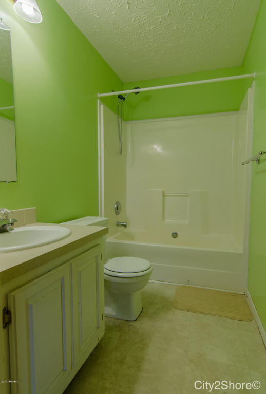 10283 Thompson Rd, Freeport, MI 49325 photo 20