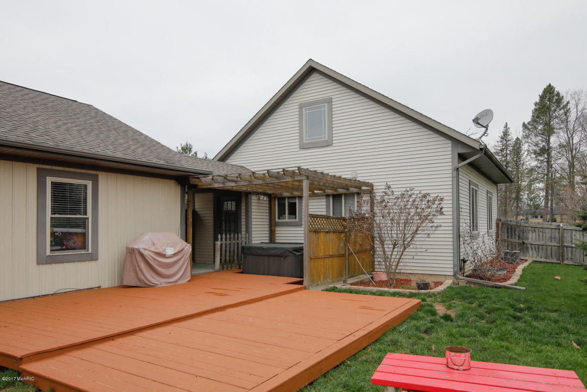 1460 102nd Ave, Plainwell, MI 49080 photo 7
