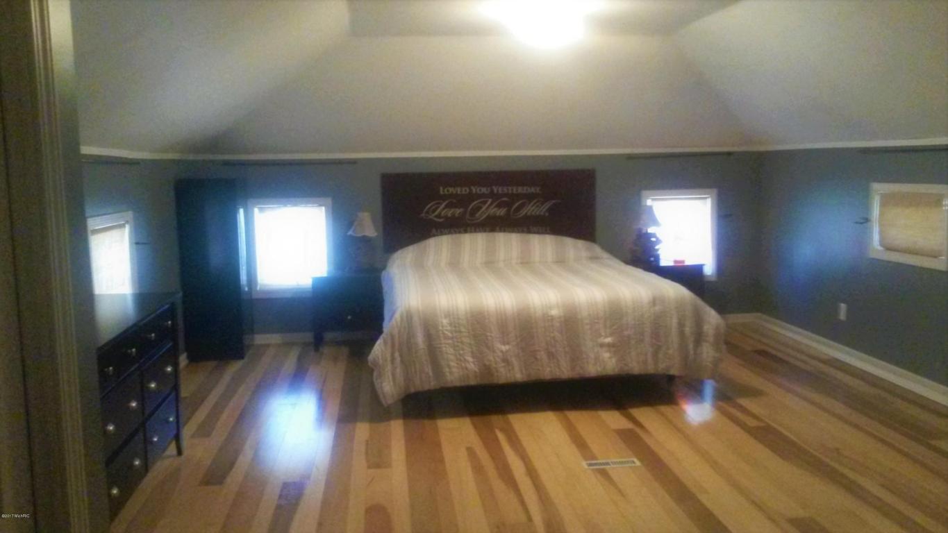 4297 30th St, Dorr, MI 49323 photo 8