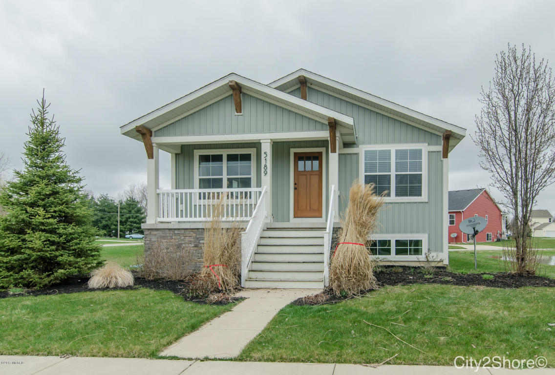 5189 Circleview Dr, Allendale, MI 49401 photo 1