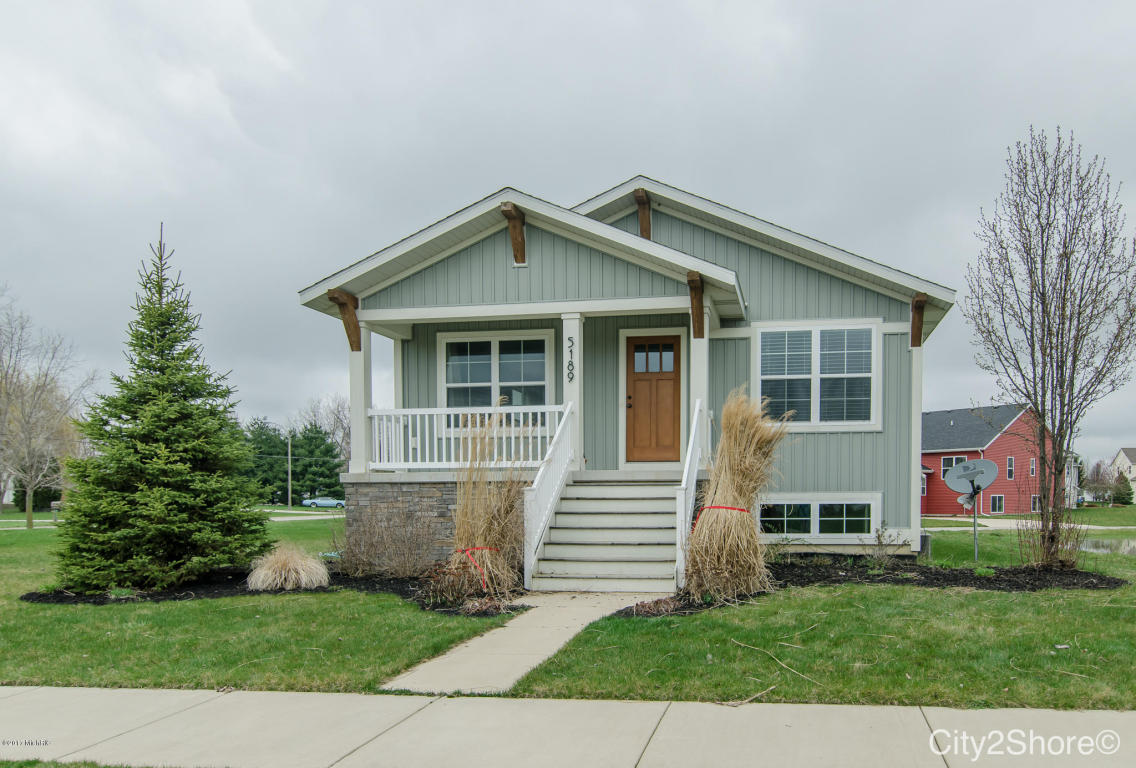5189 Circleview Dr, Allendale, MI 49401 photo 2