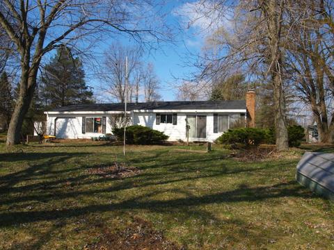 1171 Lyle Dr, Crystal, MI 48818 photo 5