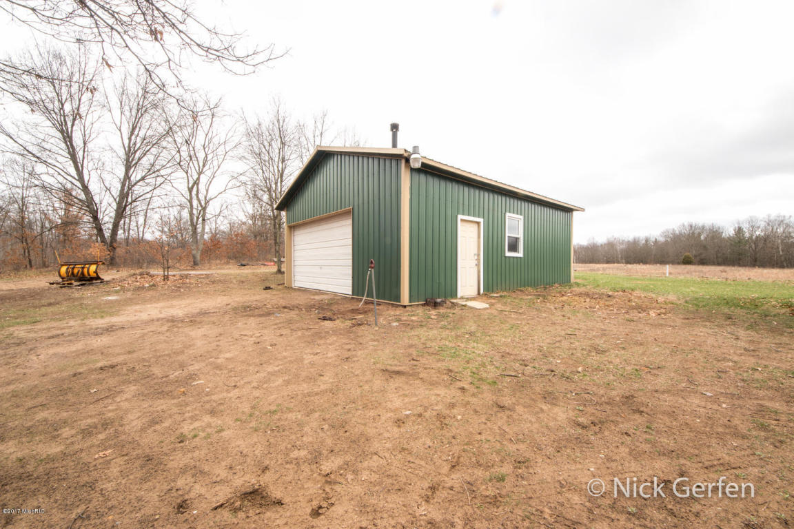 800 E Townline Rd, White Cloud, MI 49349 photo 32
