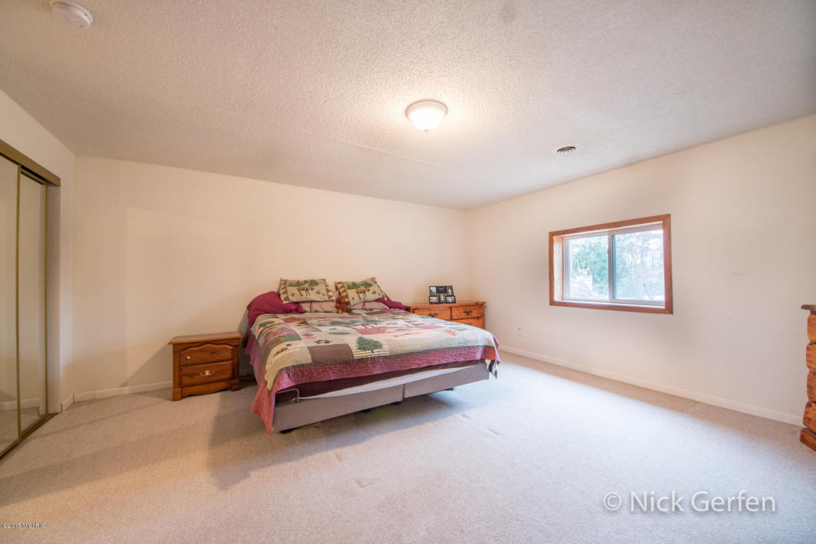 800 E Townline Rd, White Cloud, MI 49349 photo 11