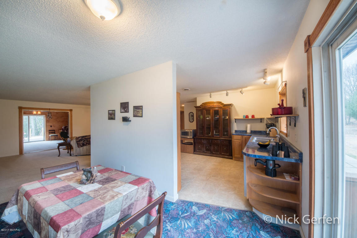 800 E Townline Rd, White Cloud, MI 49349 photo 8
