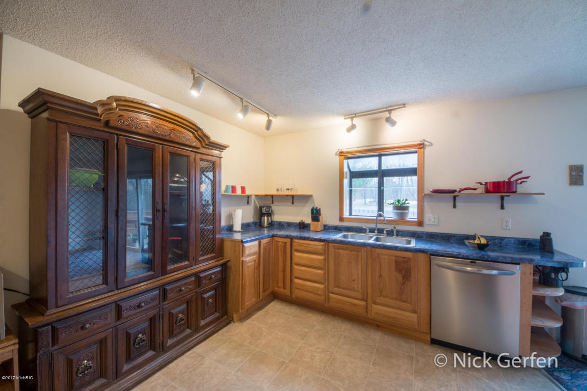 800 E Townline Rd, White Cloud, MI 49349 photo 6