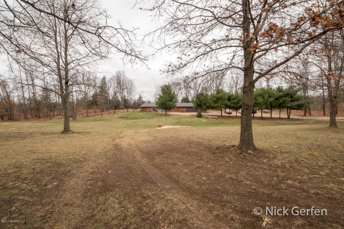 800 E Townline Rd, White Cloud, MI 49349 photo 33