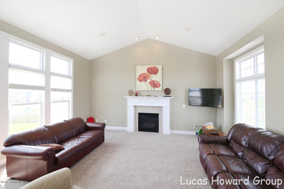 4986 Clear Ridge Dr SE, Ada, MI 49301 photo 4