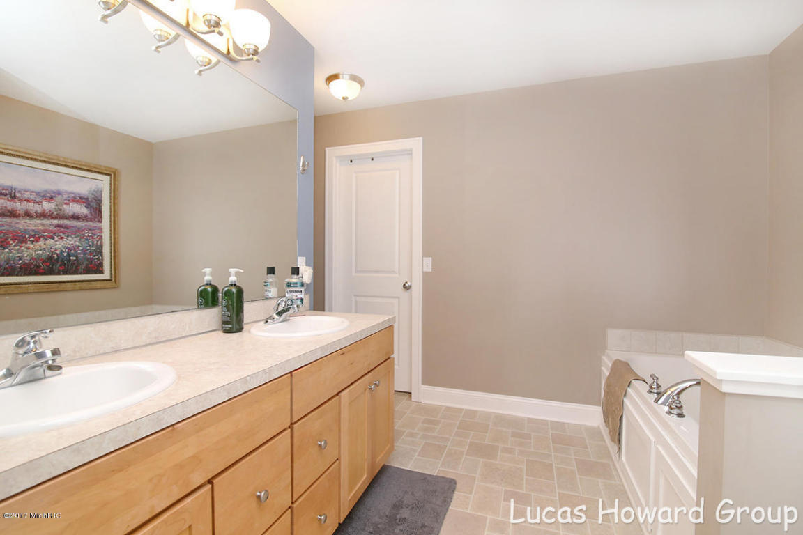 4986 Clear Ridge Dr SE, Ada, MI 49301 photo 22