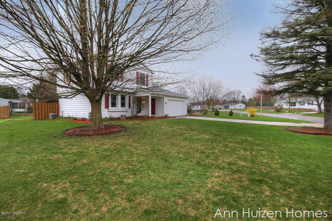 6784 Rix St SE, Ada, MI 49301 photo 3