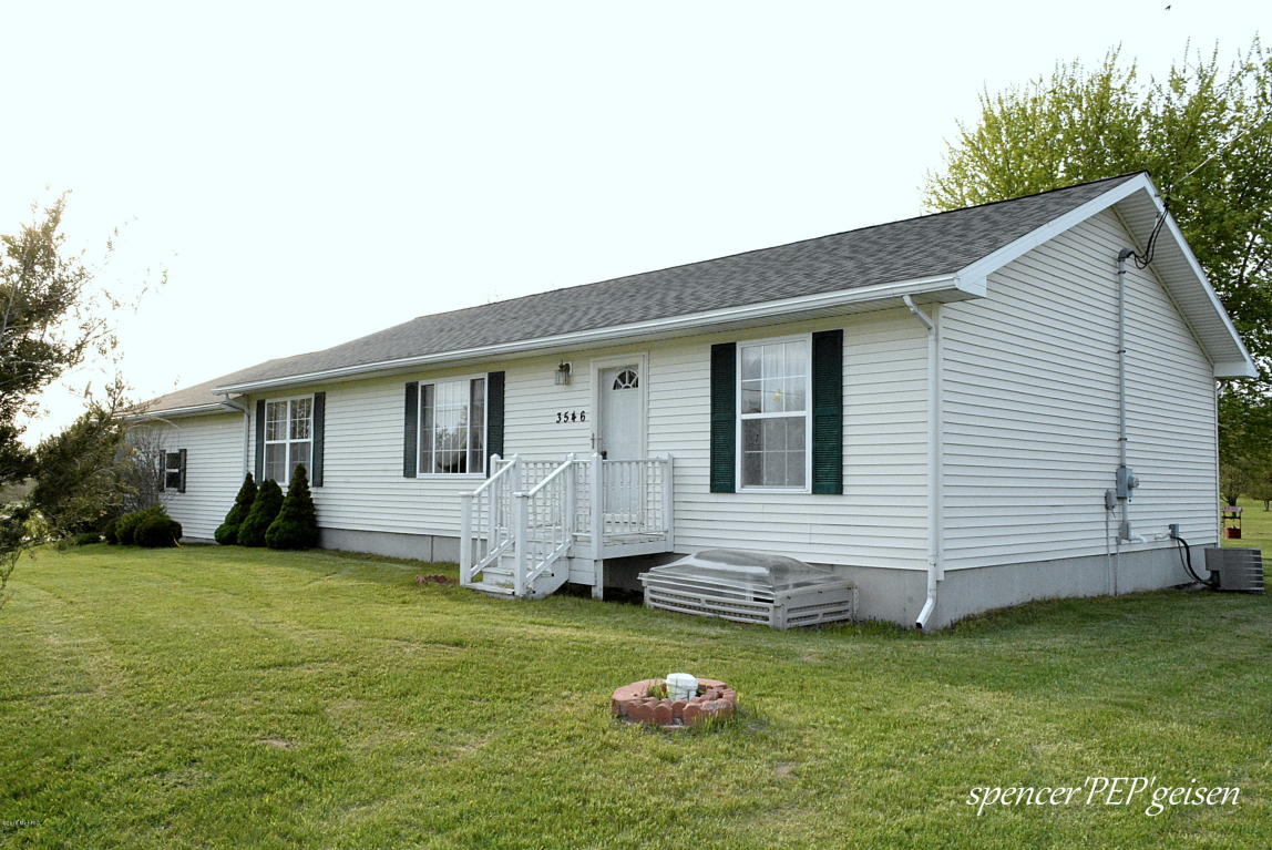 3546 Belding Rd, Belding, MI 48809 photo 3