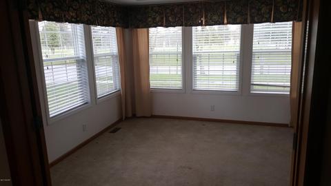 1402 Silverbrook Ave, Niles, MI 49120 photo 25