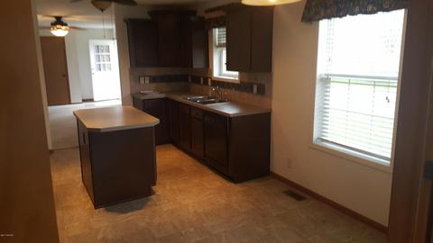1402 Silverbrook Ave, Niles, MI 49120 photo 9