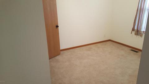 1402 Silverbrook Ave, Niles, MI 49120 photo 23