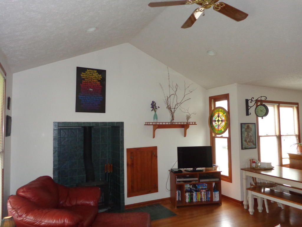 6343 111th Ave, Pullman, MI 49450 photo 9