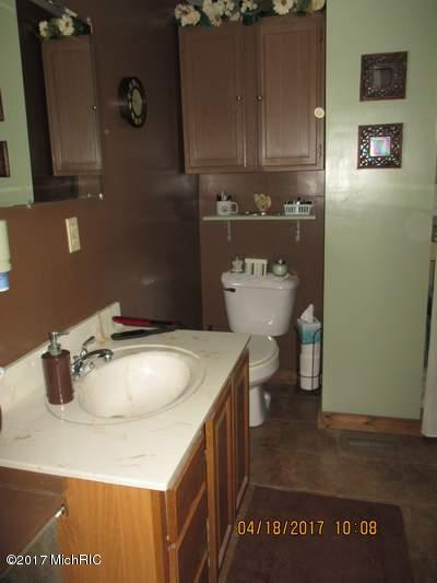 111 Jackson St, Coldwater, MI 49036 photo 14