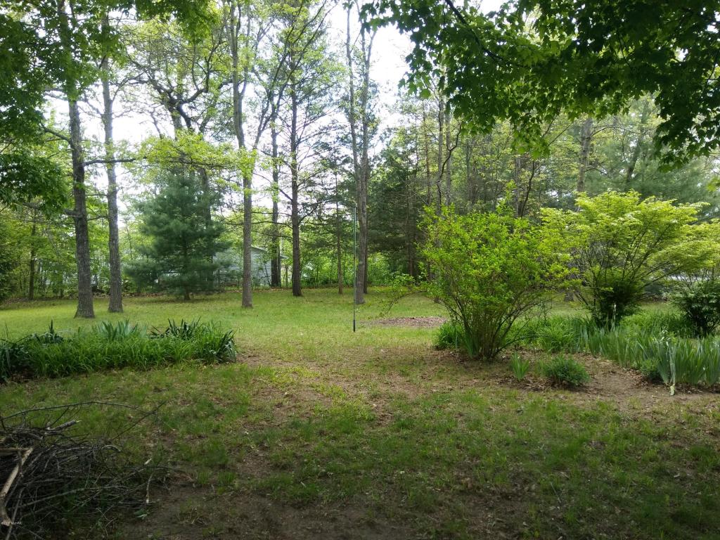 1502 Pine Hl, White Cloud, MI 49349 photo 17