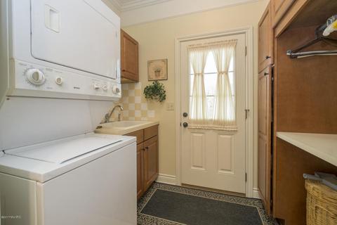 11046 Long Point Dr, Plainwell, MI 49080 photo 16